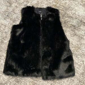 Mossimo black large women's women’s sleeveless coat